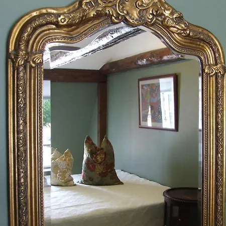 Bed & Breakfast Karja 4*